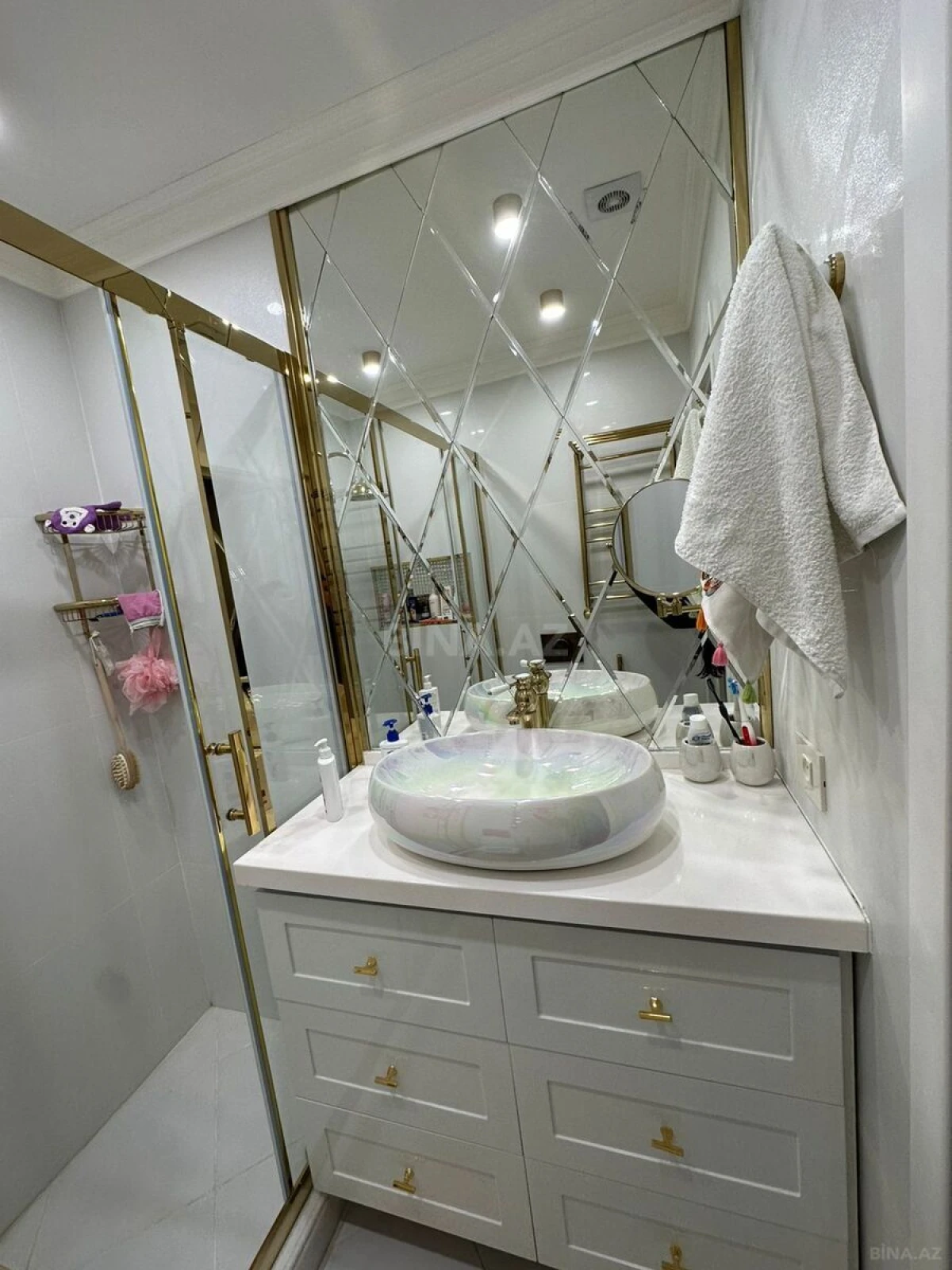 Kirayə verilir 3 otaqlı mənzil 95 m²