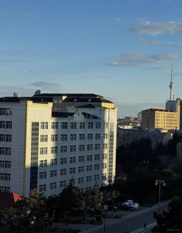 Satılır 3 otaqlı mənzil 100 m²