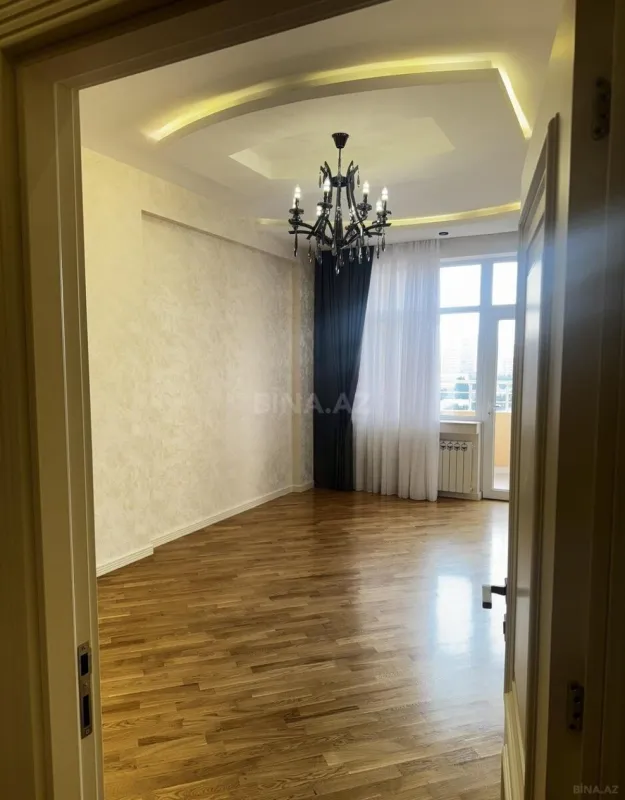 Satılır 3 otaqlı mənzil 100 m²