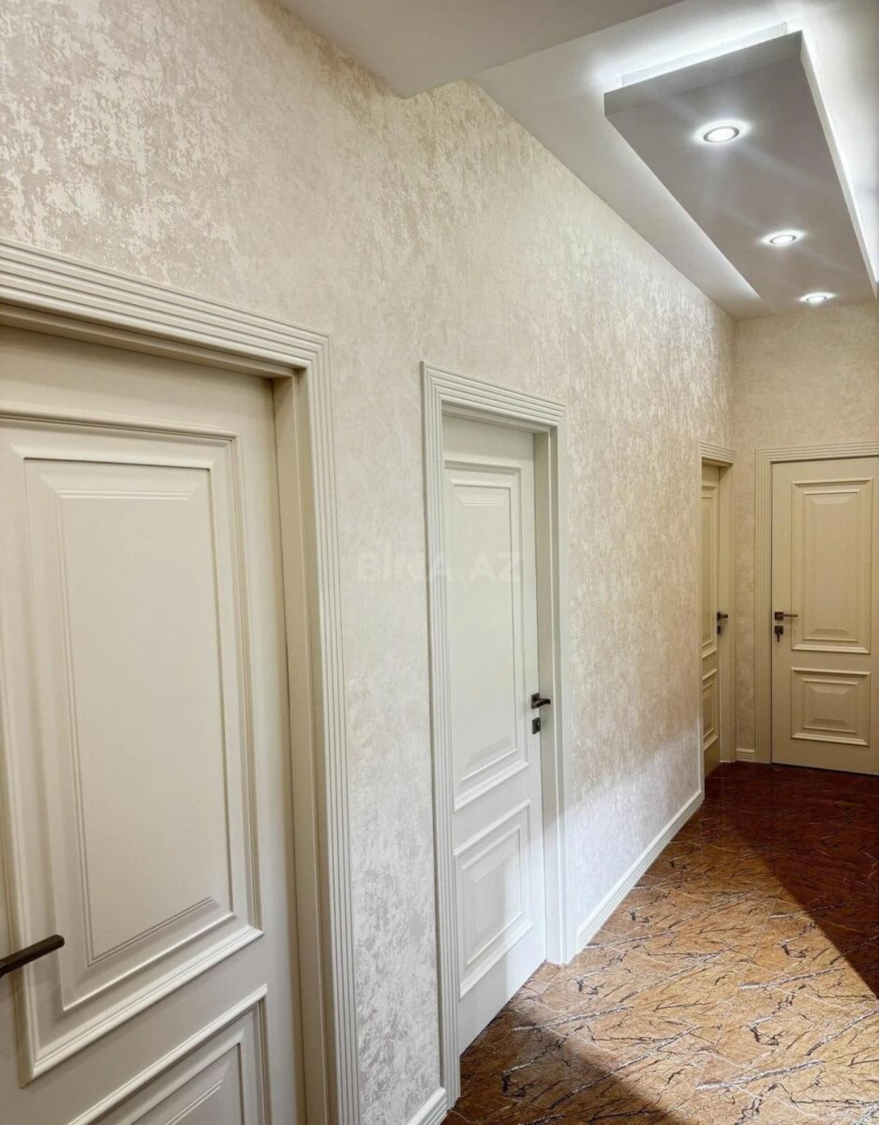 Satılır 3 otaqlı mənzil 100 m²