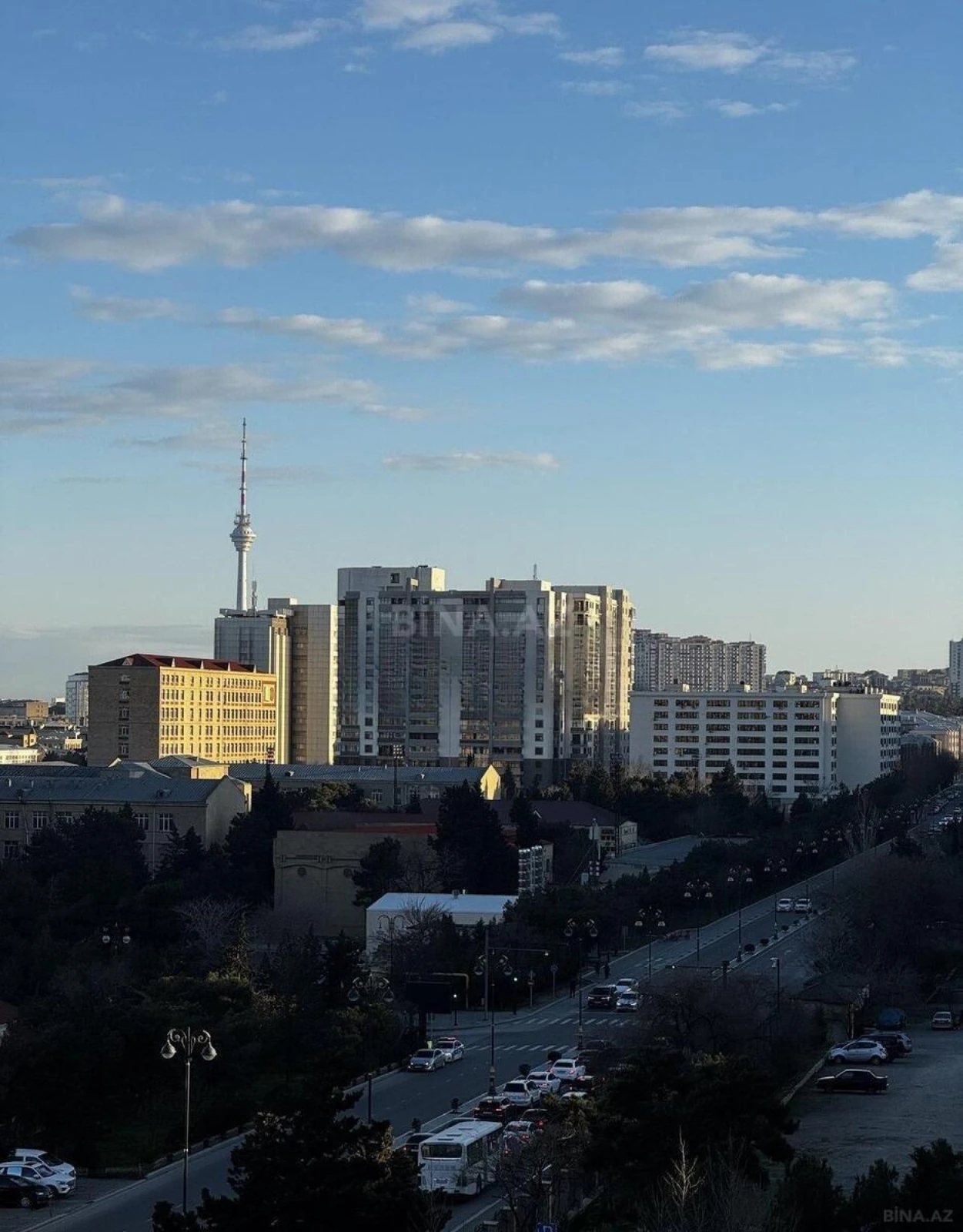 Satılır 3 otaqlı mənzil 100 m²