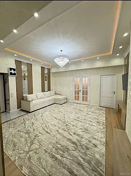Kirayə verilir 4 otaqlı mənzil 150 m²