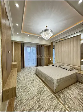 Kirayə verilir 4 otaqlı mənzil 150 m²
