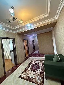 Kirayə verilir 2 otaqlı mənzil 115 m²