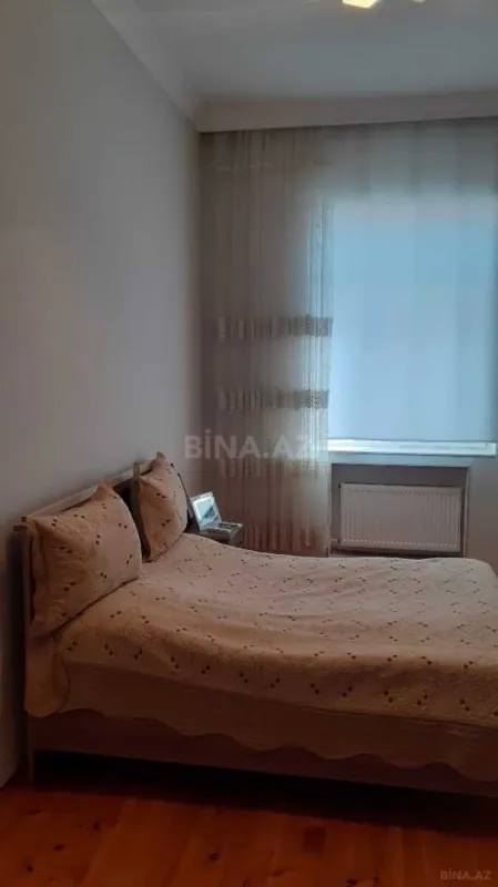Satılır 6 otaqlı həyət evi 170 m²