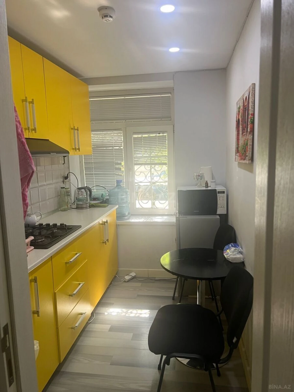 Kirayə verilir 3 otaqlı ofis 70 m²