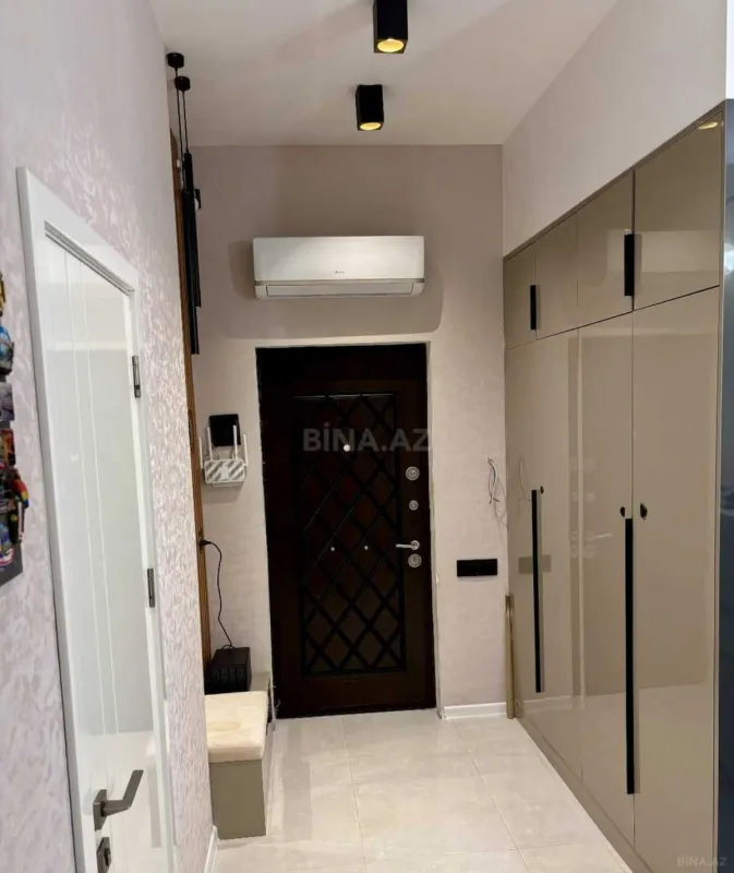 Kirayə verilir 2 otaqlı mənzil 80 m²