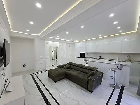 Kirayə verilir 3 otaqlı mənzil 110 m²