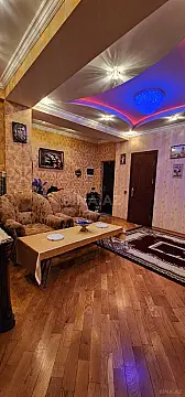 Kirayə verilir 3 otaqlı mənzil 124 m²