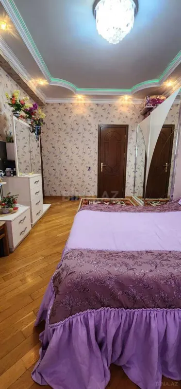 Kirayə verilir 3 otaqlı mənzil 124 m²