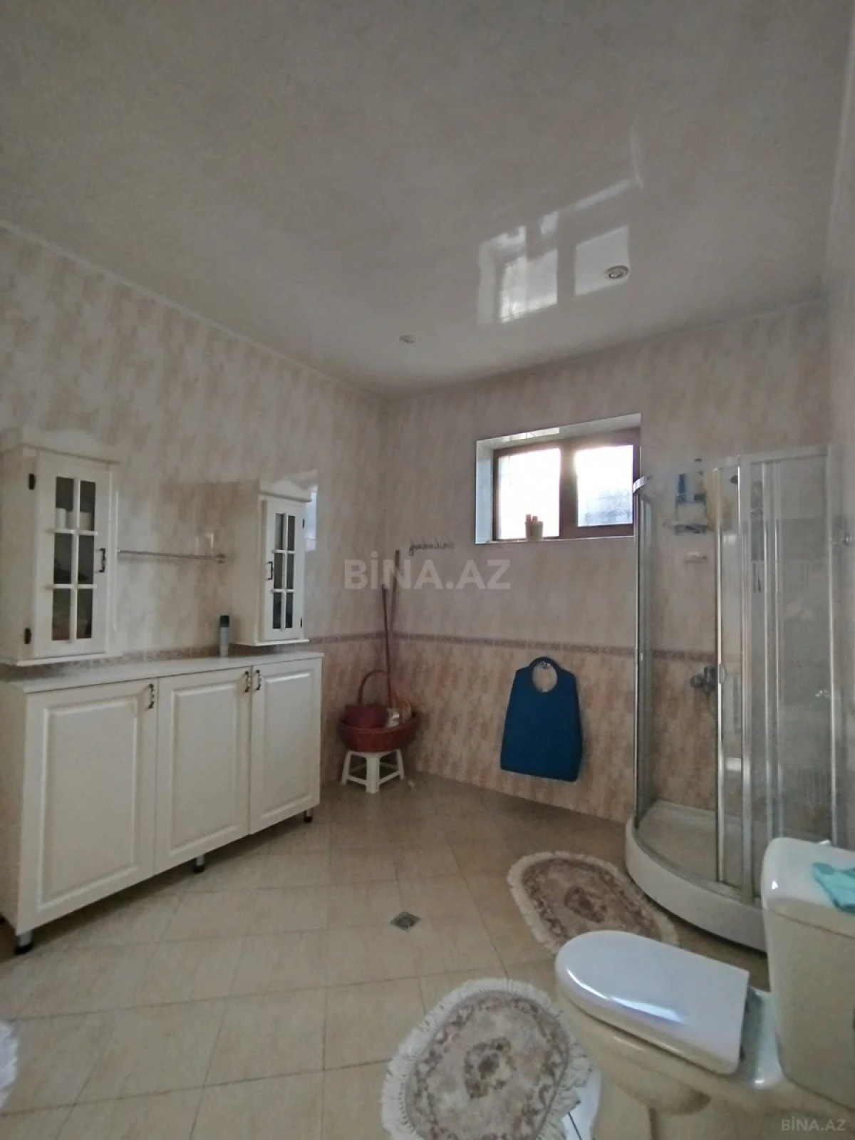 Satılır 5 otaqlı həyət evi 200 m²