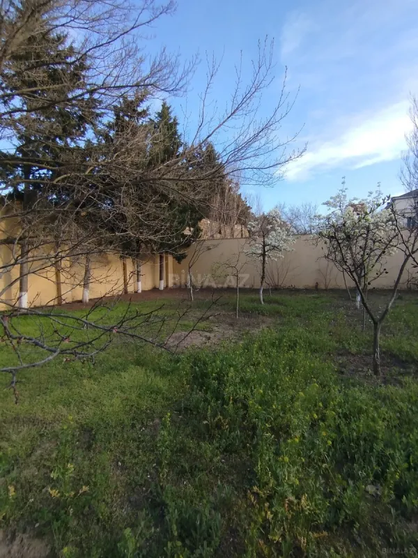 Satılır 5 otaqlı həyət evi 200 m²