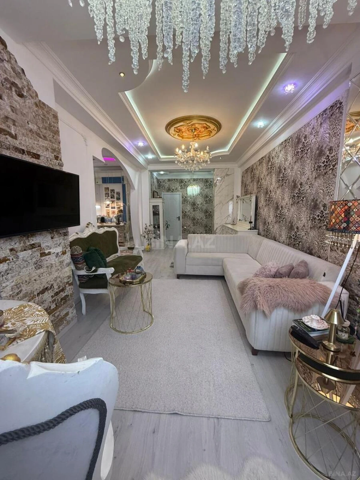 Satılır 3 otaqlı mənzil 94 m²