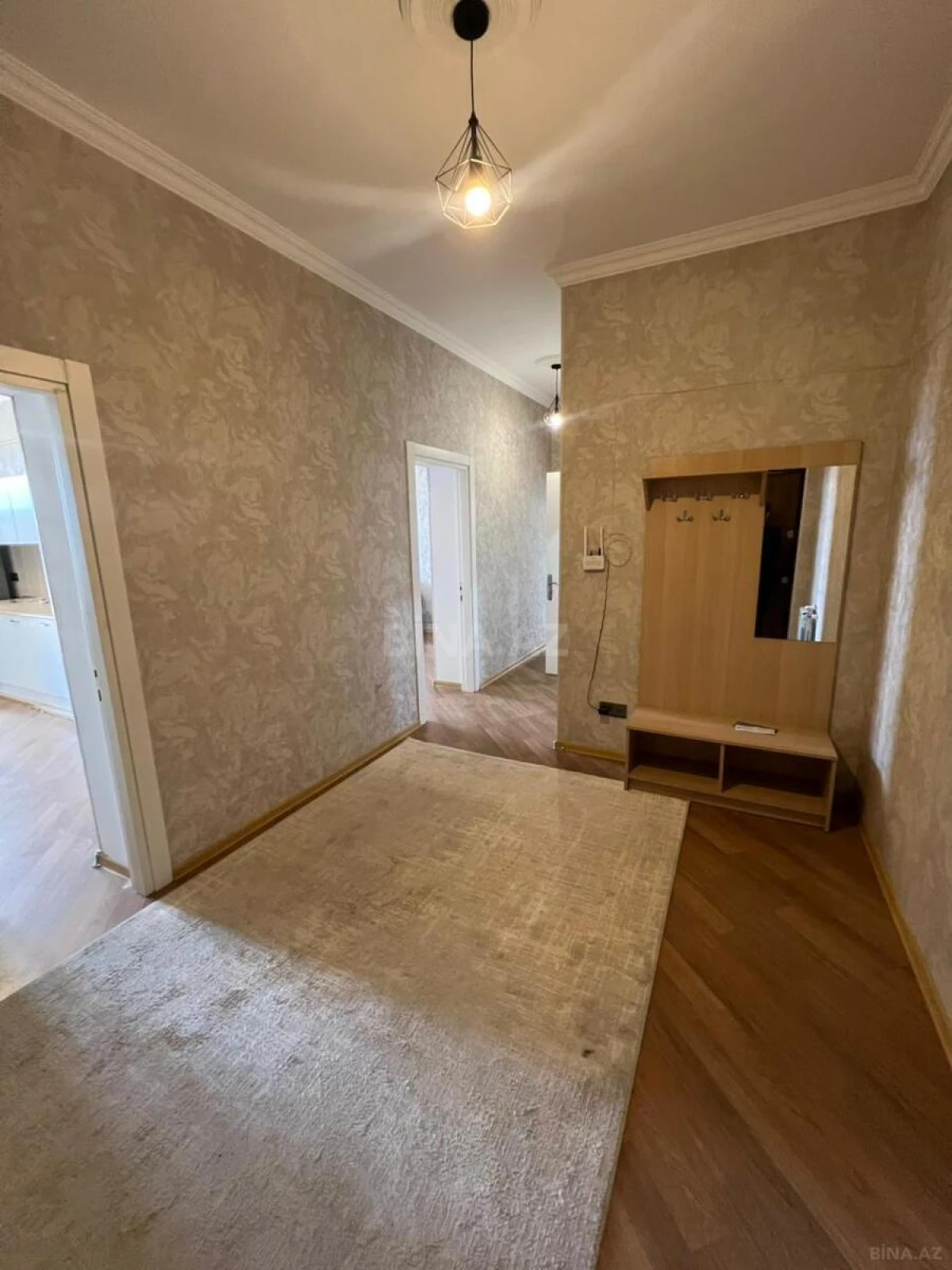 Kirayə verilir 3 otaqlı mənzil 130 m²