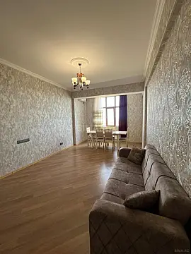 Kirayə verilir 3 otaqlı mənzil 130 m²