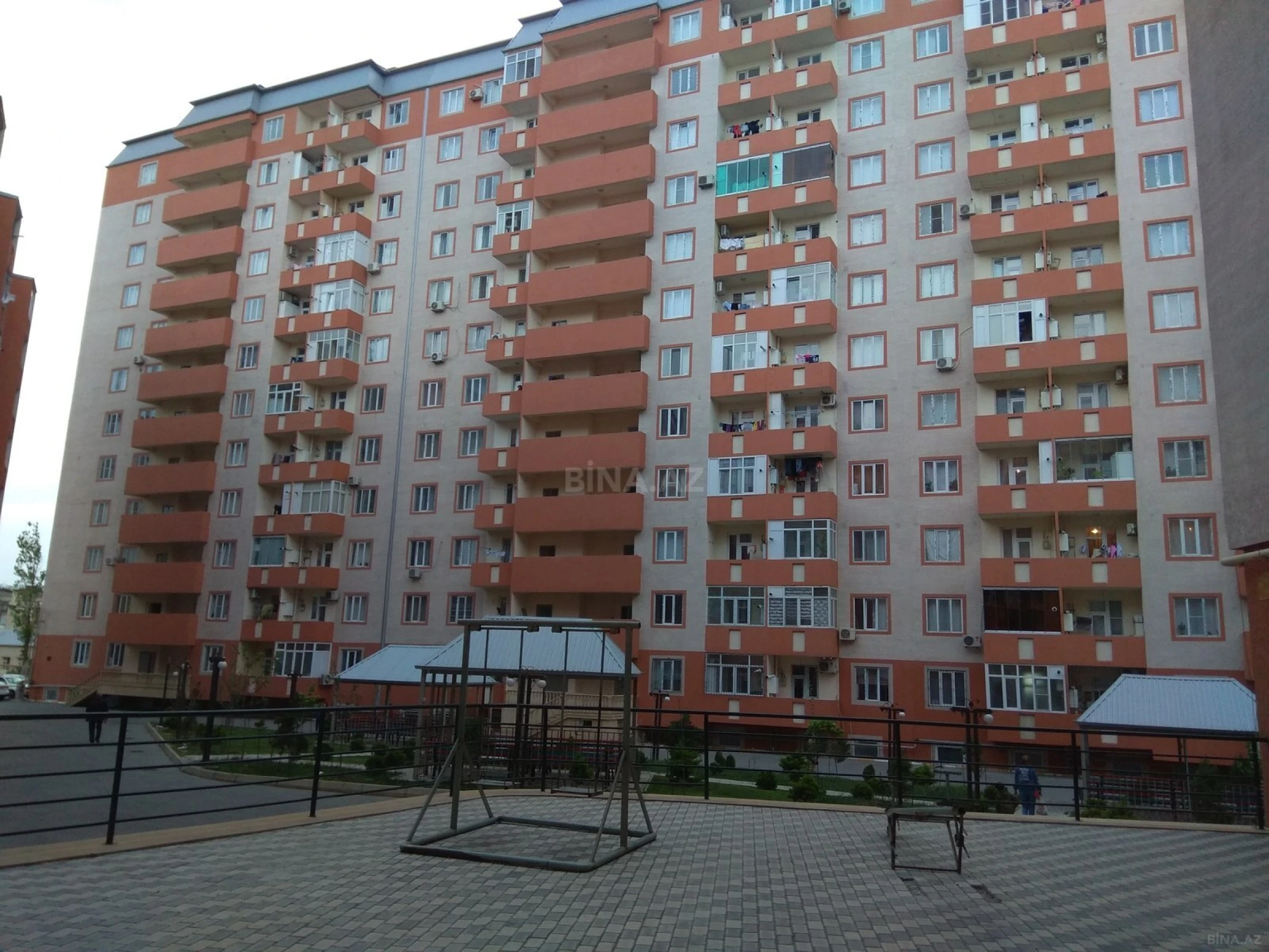 Kirayə verilir 2 otaqlı mənzil 48 m²