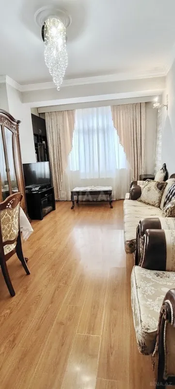 Satılır 3 otaqlı mənzil 96 m²