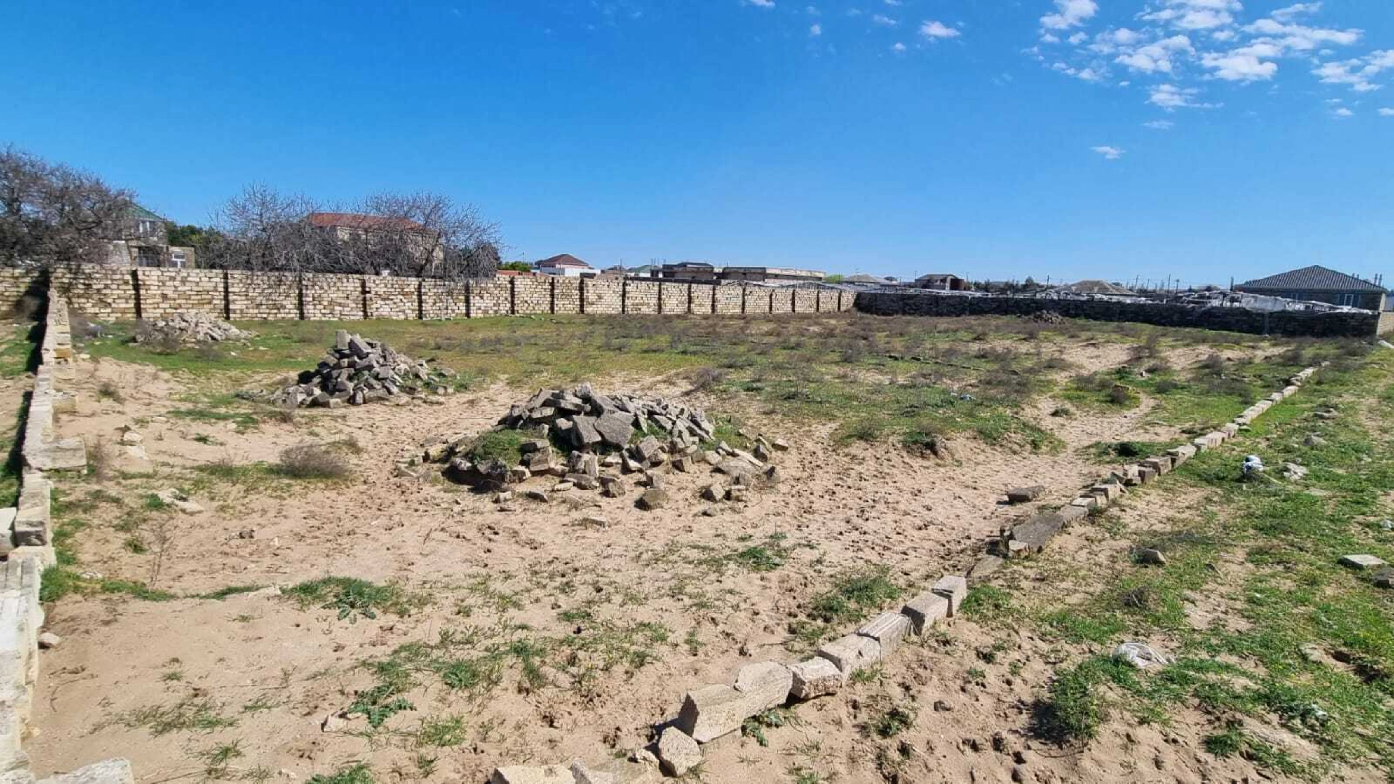 Satılır torpaq sahəsi 24 m²