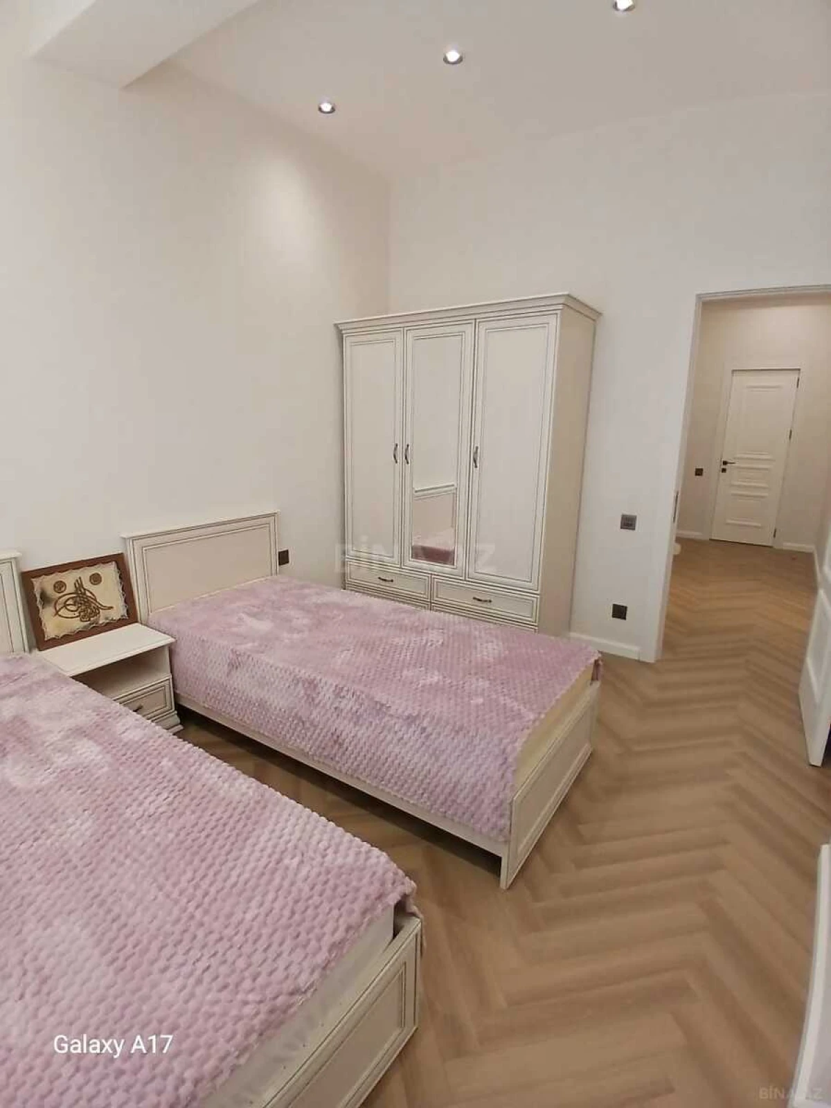 Satılır 3 otaqlı mənzil 75 m²