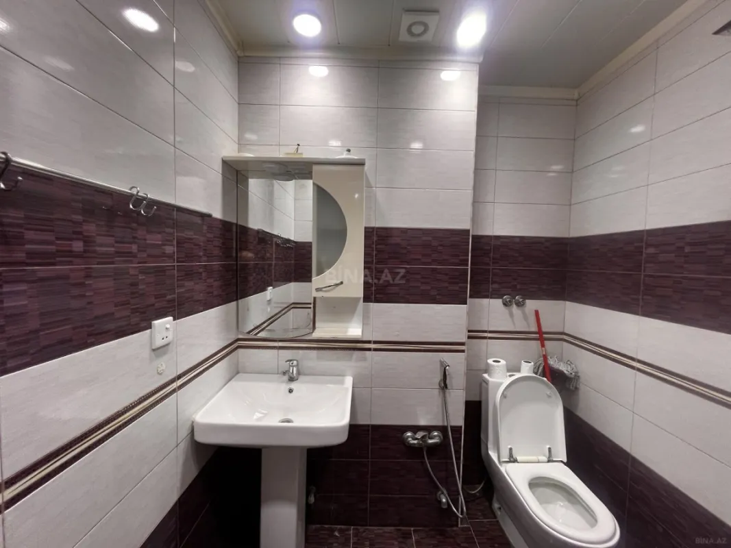 Kirayə verilir 2 otaqlı mənzil 70 m²