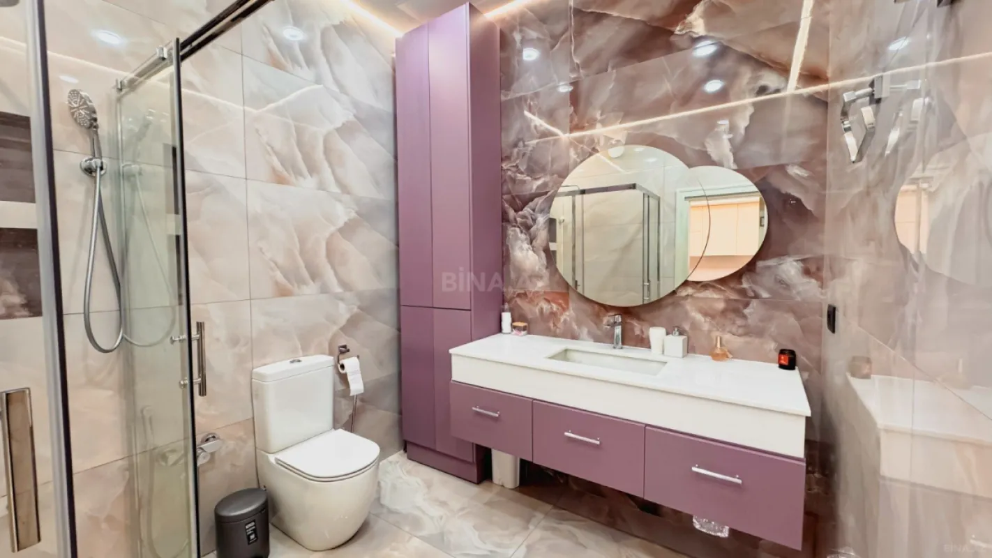 Kirayə verilir 2 otaqlı mənzil 85 m²