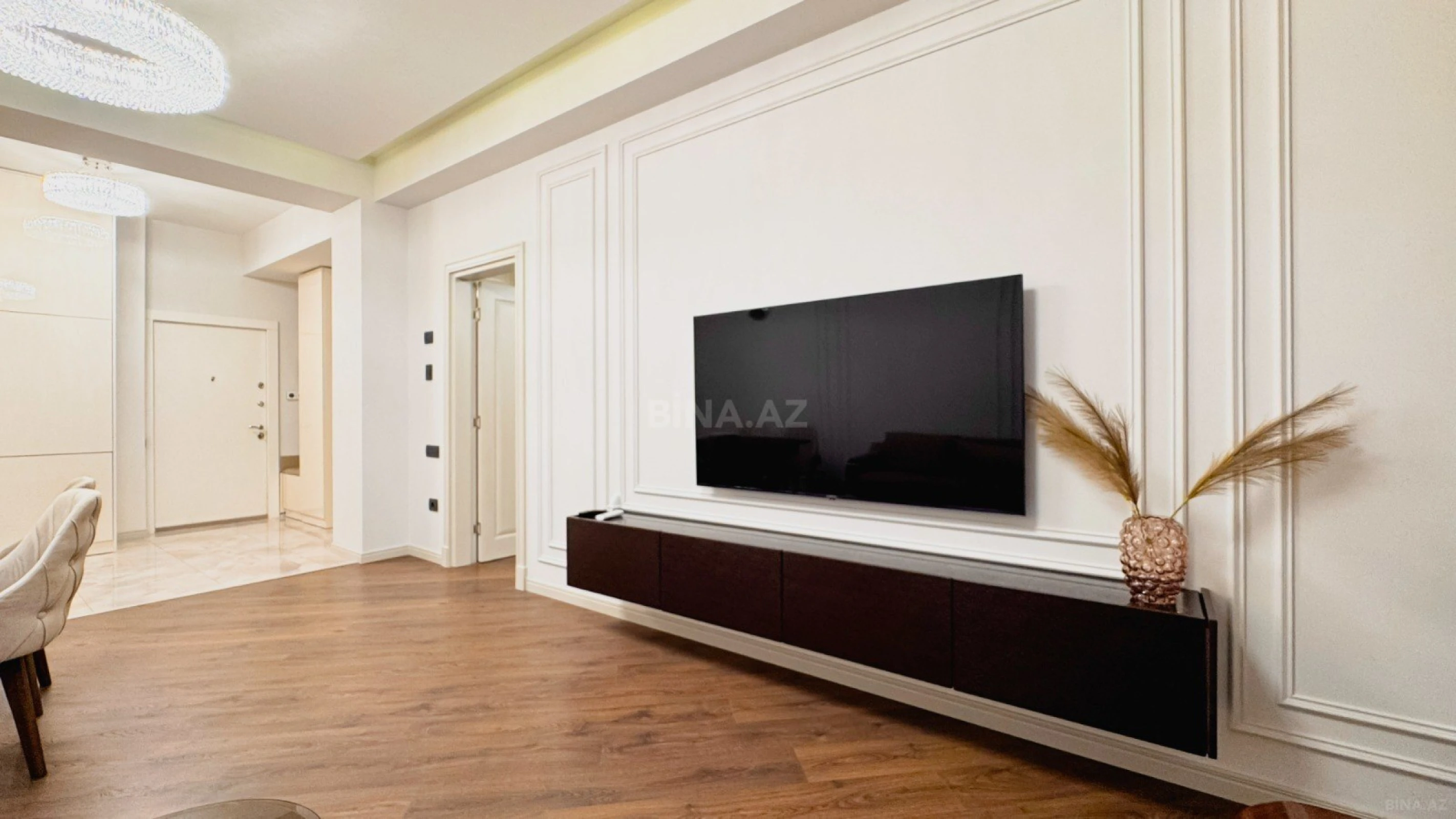 Kirayə verilir 2 otaqlı mənzil 85 m²