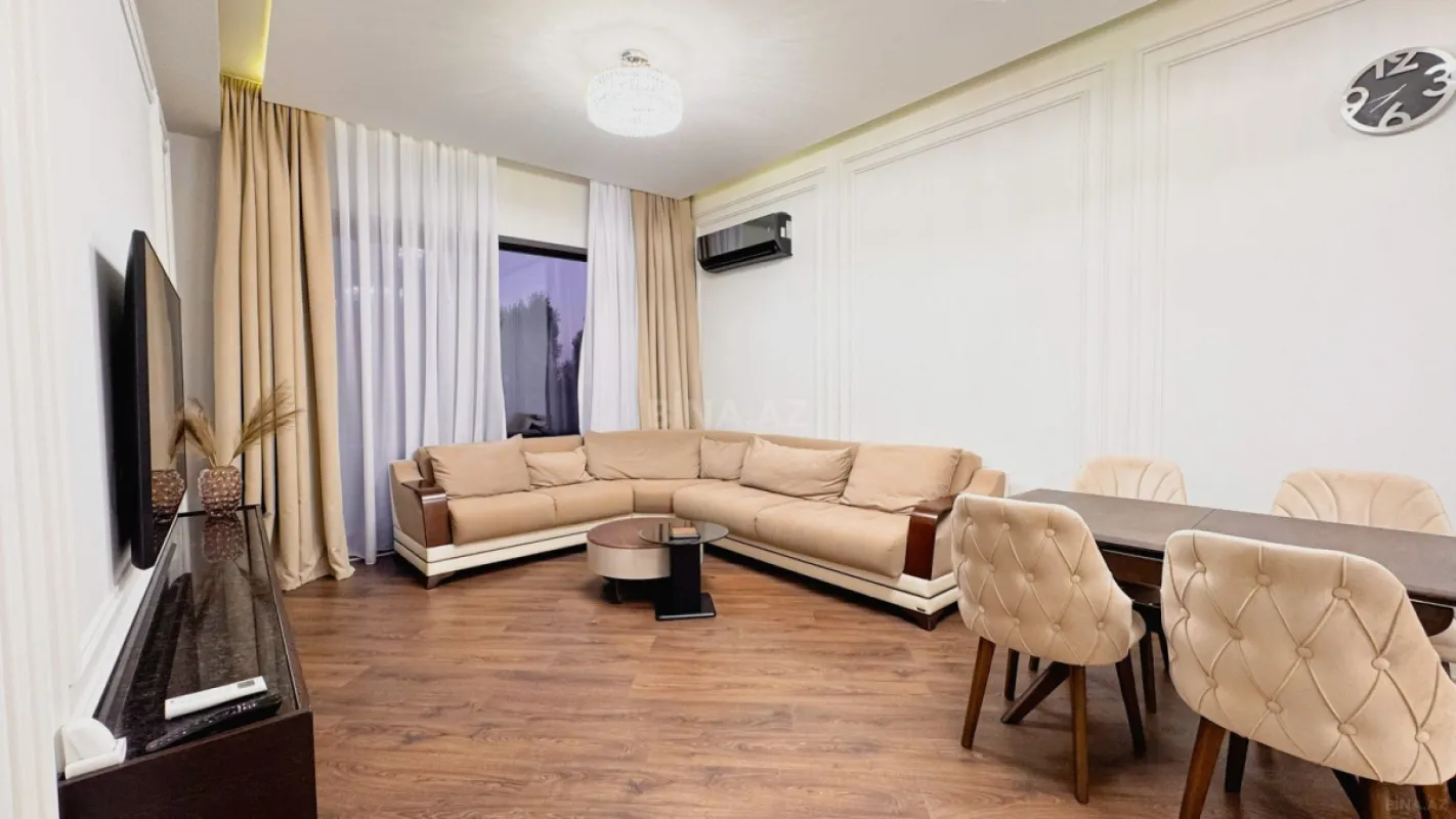 Kirayə verilir 2 otaqlı mənzil 85 m²