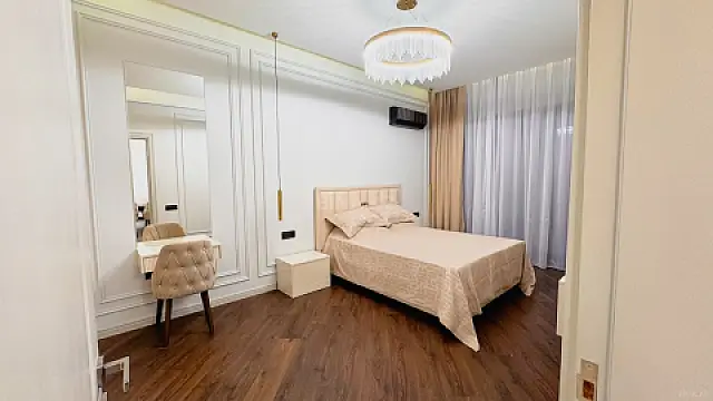 Kirayə verilir 2 otaqlı mənzil 85 m²