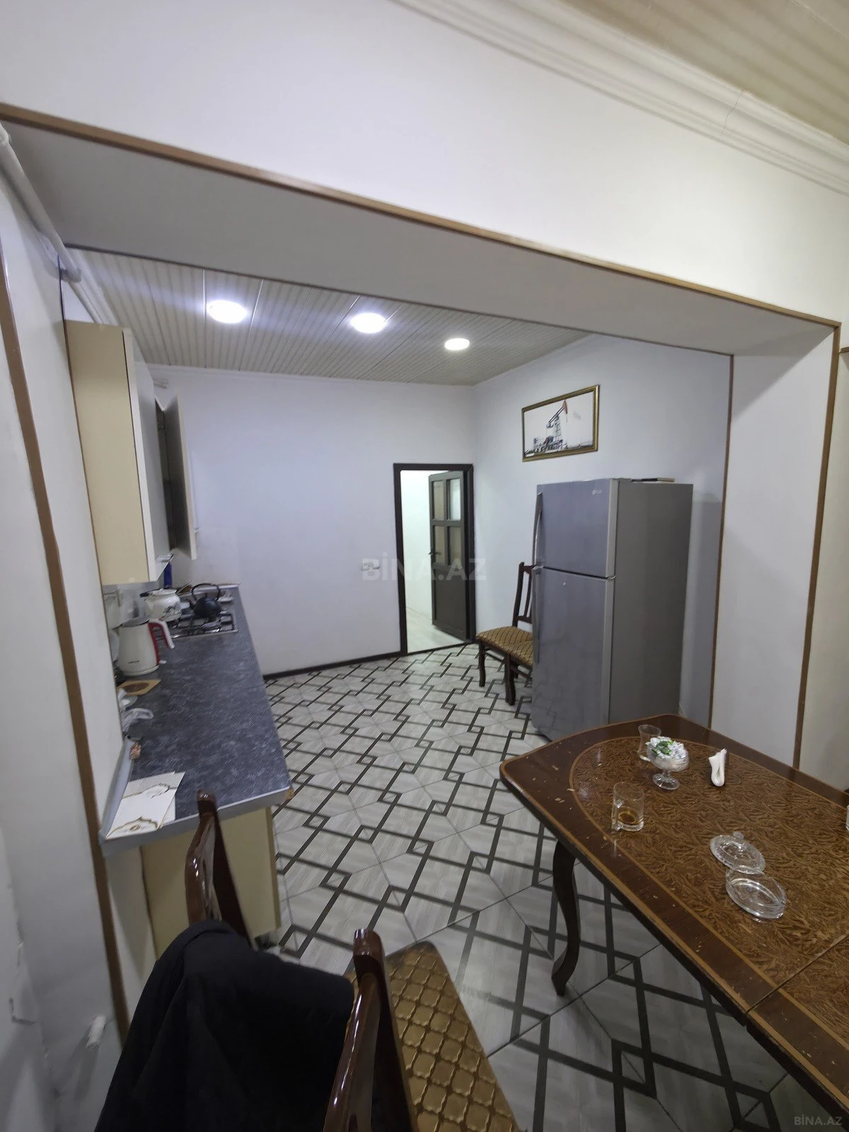 Satılır 3 otaqlı mənzil 110 m²