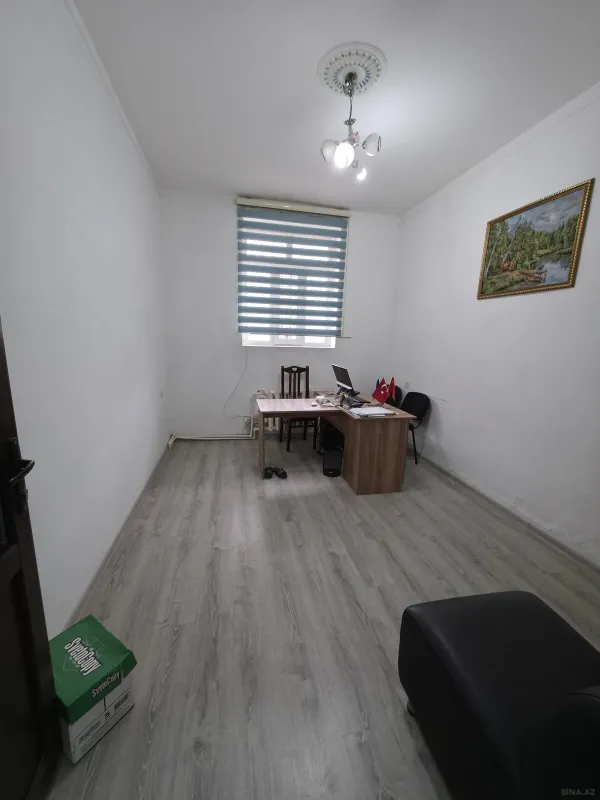 Satılır 3 otaqlı mənzil 110 m²