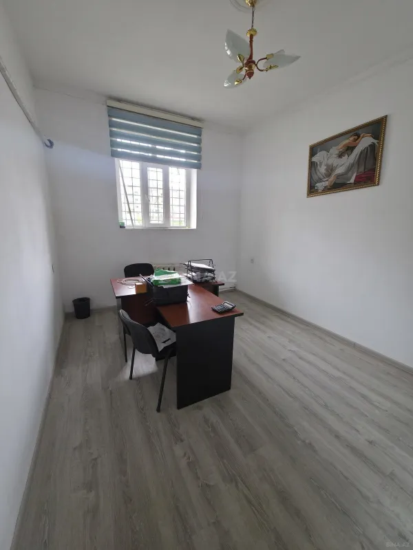 Satılır 3 otaqlı mənzil 110 m²