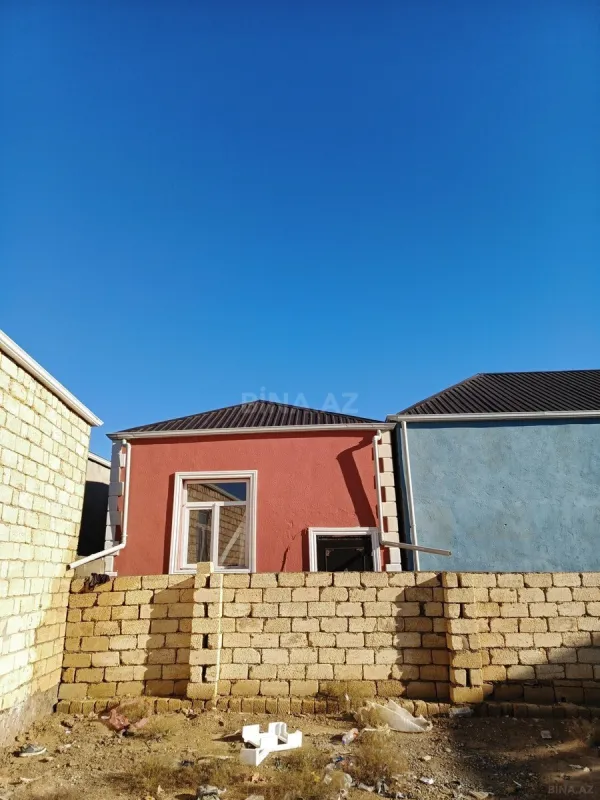 Satılır 1 otaqlı həyət evi 60 m²