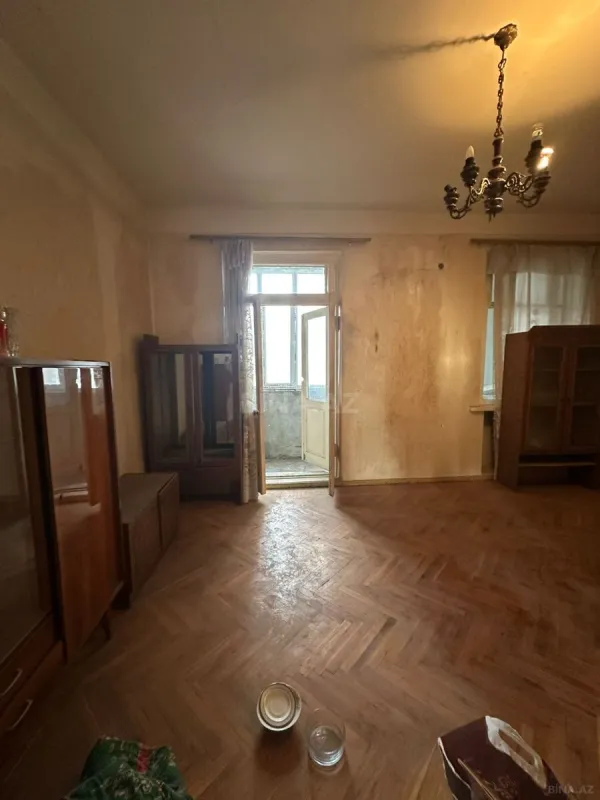 Satılır 2 otaqlı mənzil 65 m²