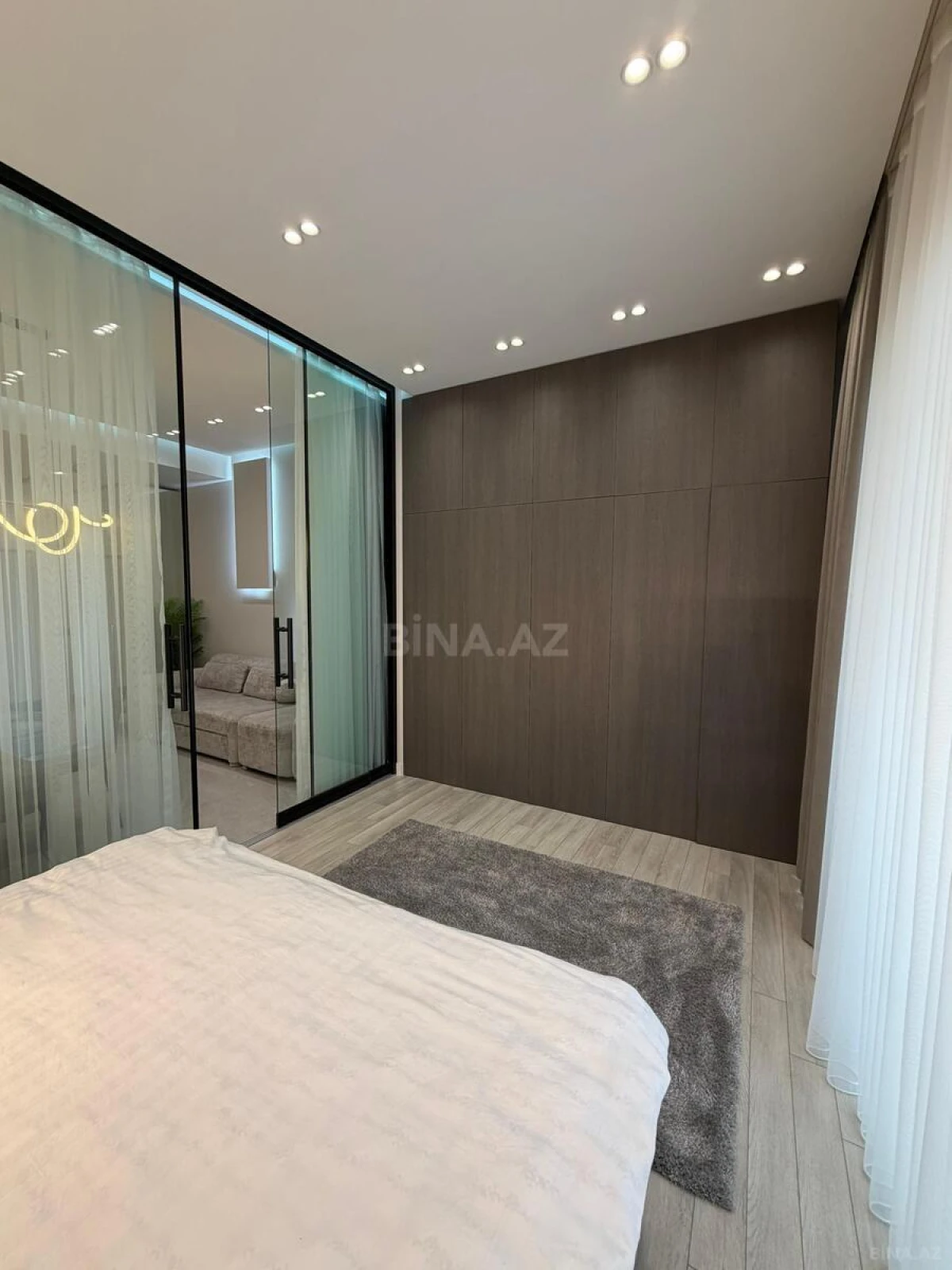 Kirayə verilir 1 otaqlı mənzil 57.4 m²