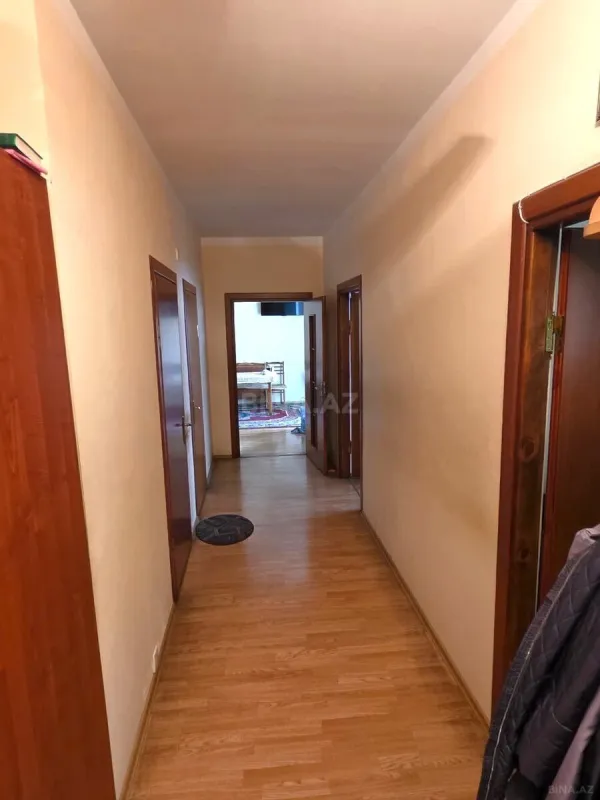 Satılır 3 otaqlı mənzil 100 m²