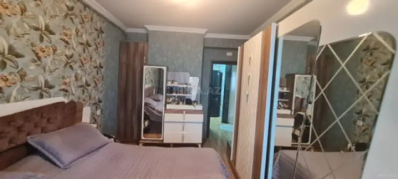 Satılır 2 otaqlı mənzil 67 m²