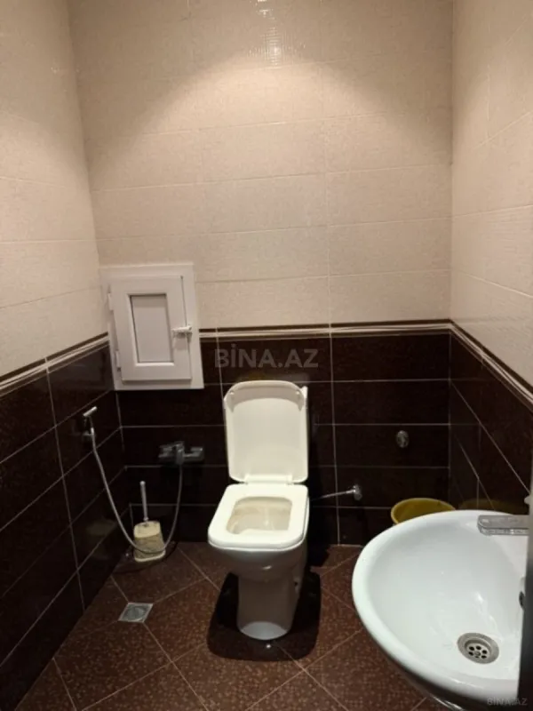 Kirayə verilir 2 otaqlı mənzil 98 m²