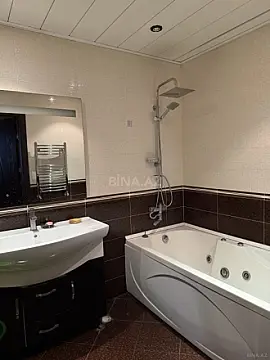 Kirayə verilir 2 otaqlı mənzil 98 m²