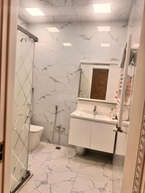 Kirayə verilir 3 otaqlı mənzil 105 m²