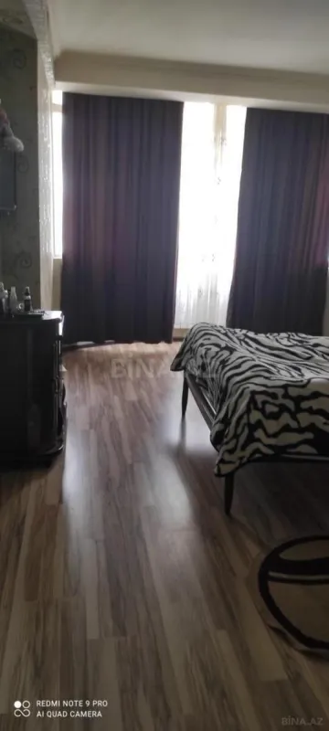 Satılır 3 otaqlı mənzil 110 m²