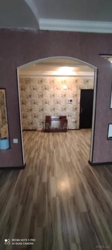 Satılır 3 otaqlı mənzil 110 m²