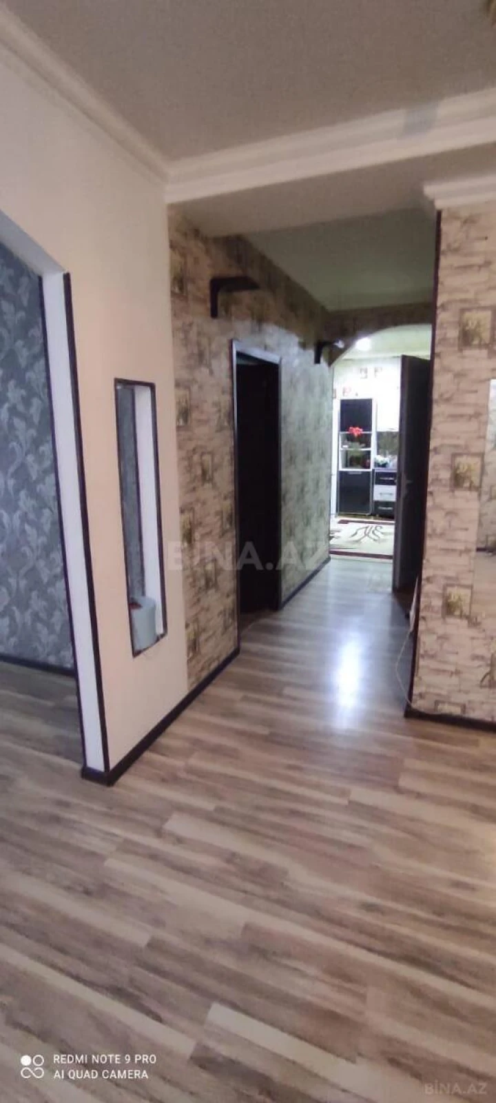 Satılır 3 otaqlı mənzil 110 m²
