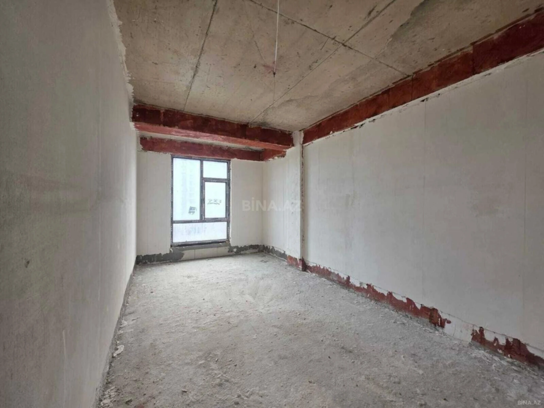 Satılır 3 otaqlı mənzil 133 m²