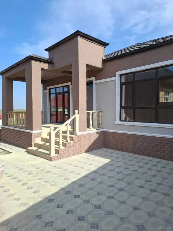 Satılır 4 otaqlı həyət evi 125 m²