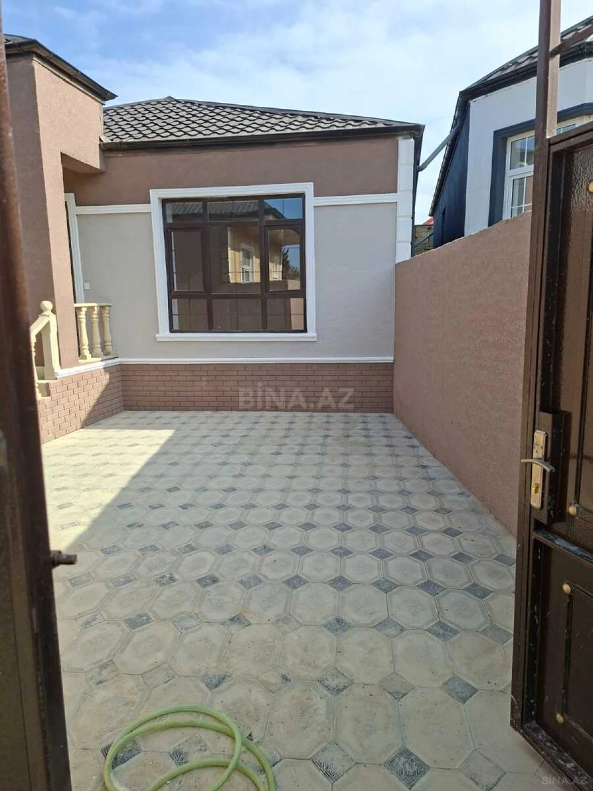 Satılır 4 otaqlı həyət evi 125 m²