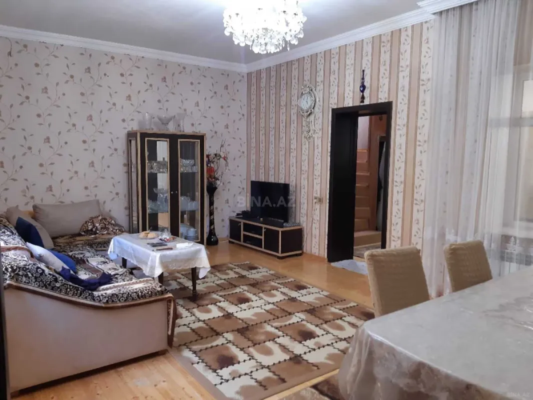 Satılır 6 otaqlı həyət evi 120 m²