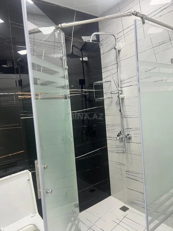 Kirayə verilir 2 otaqlı mənzil 75 m²