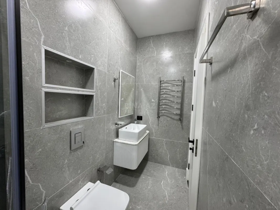 Satılır 5 otaqlı həyət evi 250 m²