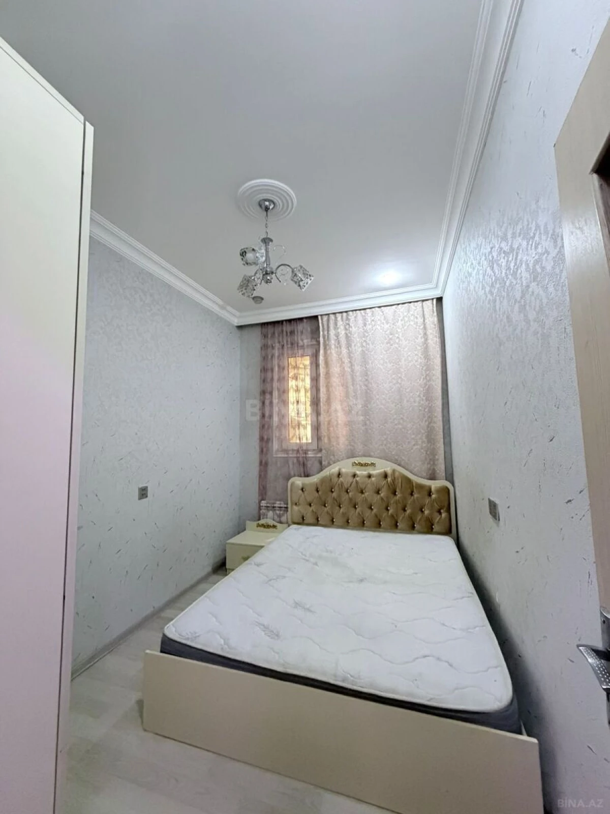 Kirayə verilir 2 otaqlı mənzil 70 m²