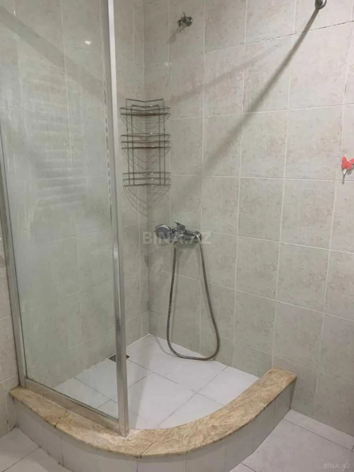 Kirayə verilir 2 otaqlı mənzil 65 m²